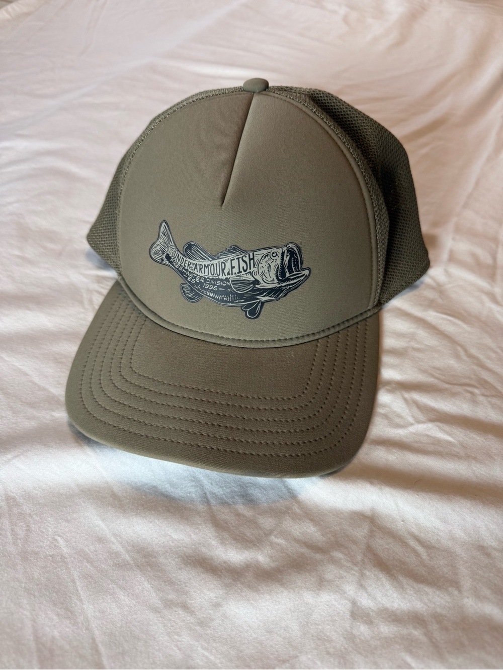 Under Armour Fish Trucker Hat Olive Green Adjustable Snapback Fishing Cap
